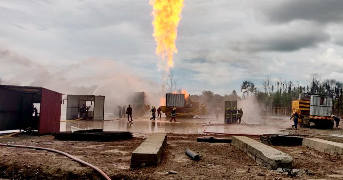 آندھرا پردیش: او این جی سی پائپ لائن میں لیک، شدید آتشزدگی، علاقہ خالی، بڑے پیمانے پر نقصان