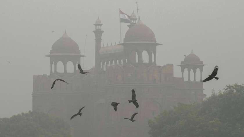 دیوالی کے بعد دہلی این سی آر میں سانس لینا دشوار، اے کیو آئی 550 سے تجاوز، نریلا و غازی آباد میں آلودگی خطرناک سطح پر