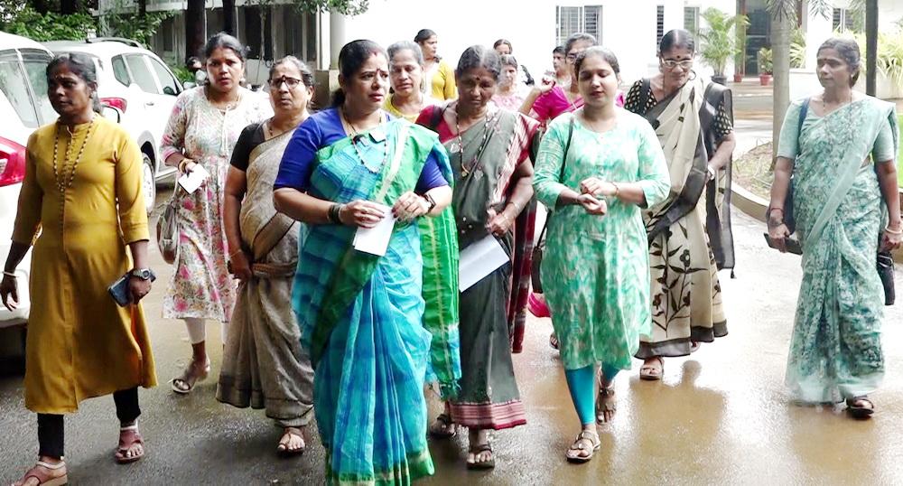 منگلورو: جنسی استحصال کی شکار پُتور کی  طالبہ  کے لئے انصاف کا مطالبہ - خواتین کی تنظیموں نے ایس پی کو دیا میمورنڈم