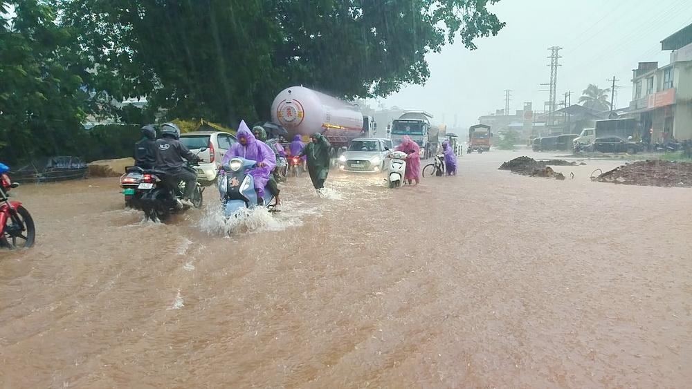 bhatkal-heavy-rain-ranginkatte-1