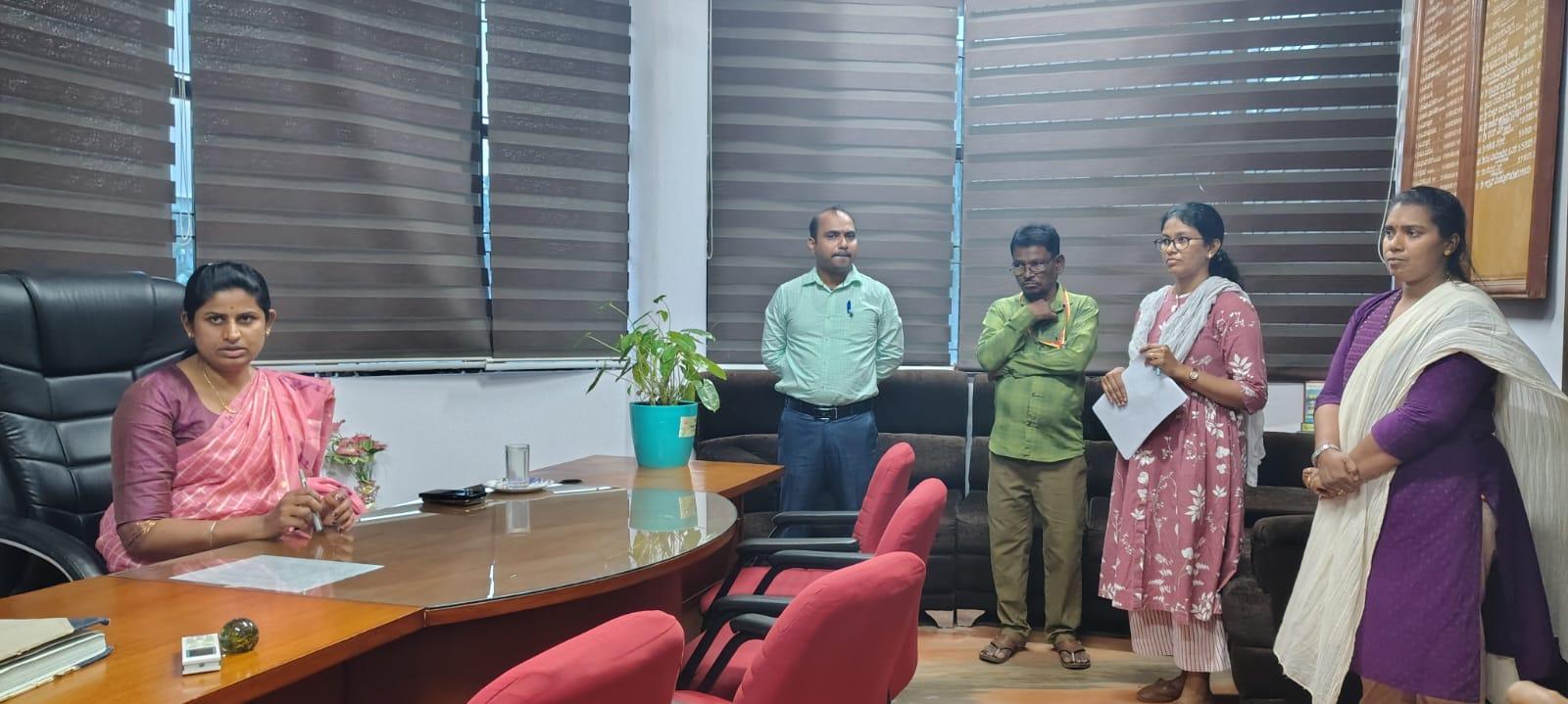 بھٹکل: میونسپل کونسل کی مجلسِ عامہ کی میعاد ختم ہونے پر اے سی کاویہ رانی نے سنبھالا انتظامی عہدہ