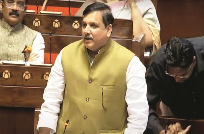 وقف ترمیمی قانون پر سپریم کورٹ کے فیصلے کے خلاف بھگوا خیمے کا شدید ردعمل، سوشل میڈیا پر عدالت کو نشانہ بنایا گیا