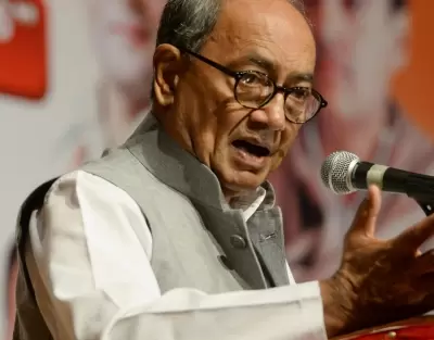 دھنکھڑ کے استقبال میں لیڈروں کی غیرحاضری بی جے پی کی ’یوز اینڈ تھرو‘ پالیسی کا ثبوت: دگ وجے سنگھ کا طنز