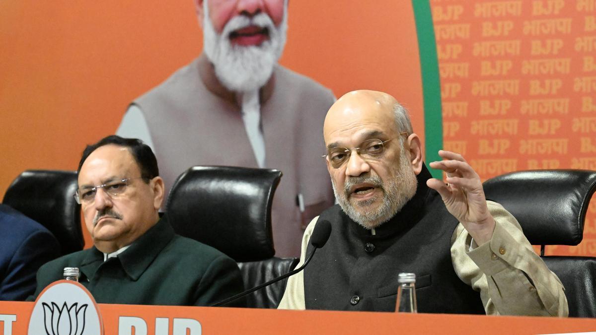 مغربی بنگال میں حکومت سازی کی سرگرمیاں تیز؛ امت شاہ کو مرکزی مبصر اور جے پی نڈا کو آسام کی ذمہ داری سونپی گئی