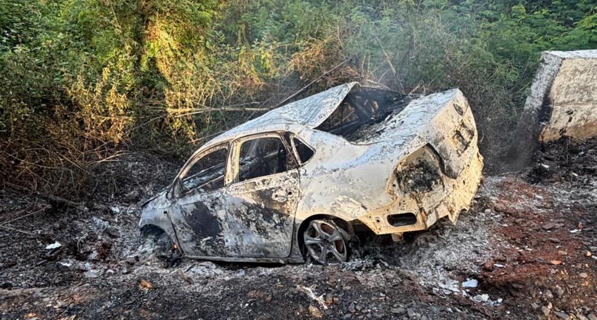 Driver burnt alive as moving car catches fire in Yellapur near Bhatkal