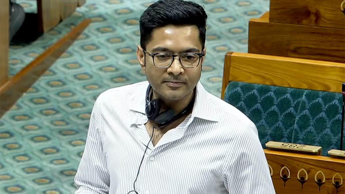 کلکتہ ہائی کورٹ سے ابھیشیک بنرجی کو راحت، بینک اکاؤنٹ کی ڈیبٹ پابندی اور کارڈز دوبارہ فعال