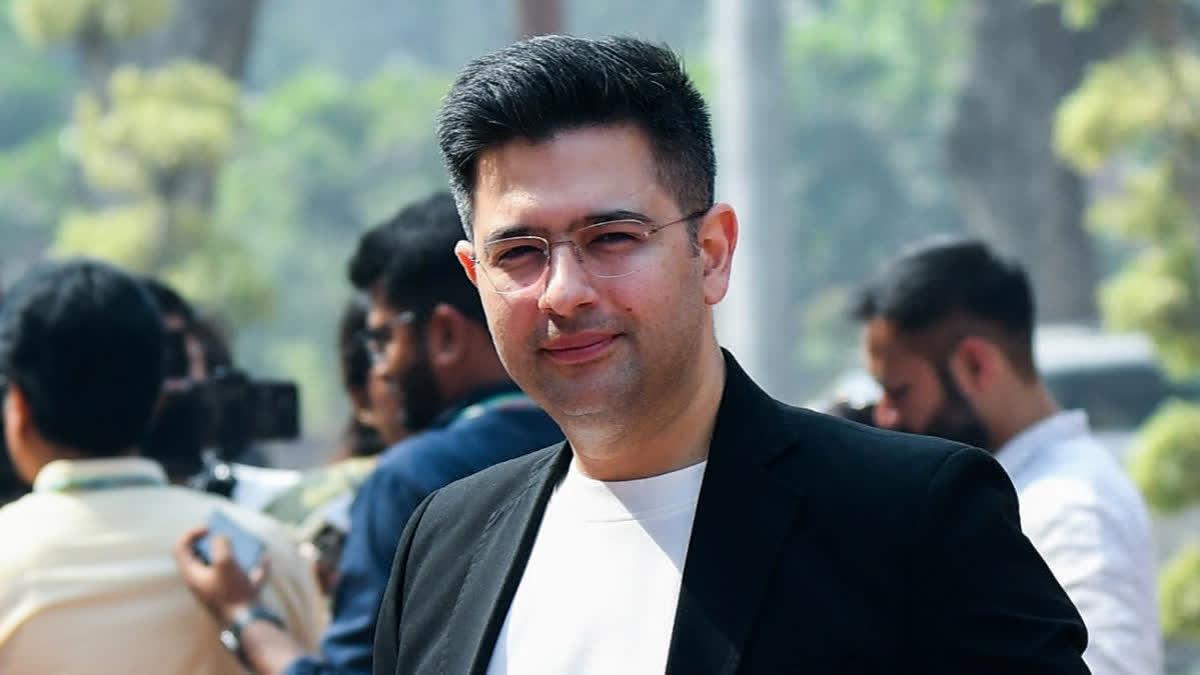 پنجاب ایس آئی آر: ڈرافٹ ووٹر لسٹ سے راگھو چڈھا کا نام غائب، عام آدمی پارٹی حکومت پر برہم