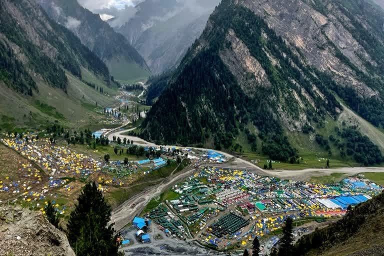 جموں و کشمیر میں موسلا دھار بارش کا الرٹ، امرناتھ یاترا غیر معینہ مدت تک معطل