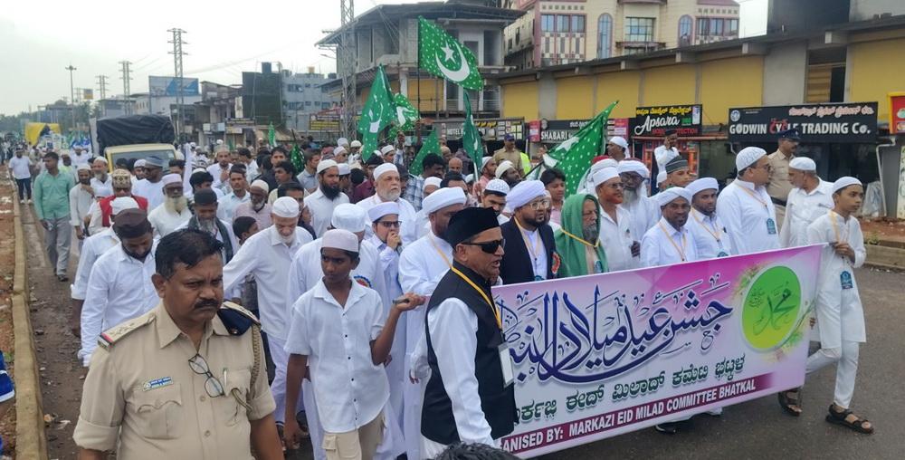 عید میلاد کی مناسبت سے ملک بھر میں جوش و خروش، جلوسوں کیلئے خصوصی سکیورٹی انتظامات