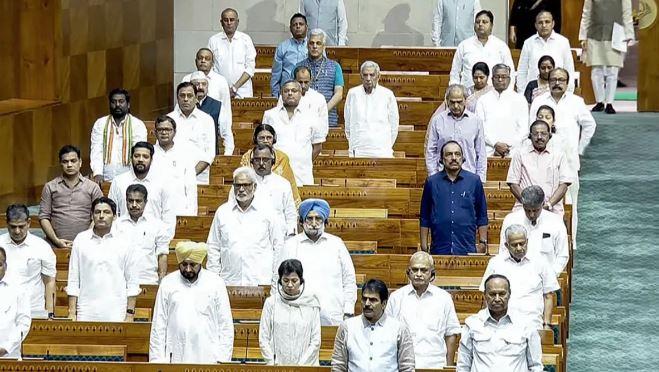 پارلیمنٹ میں اہم بحث سے قبل کانگریس کا تین سطری وہپ، اراکین کو 10، 11 اور 12 اگست کو لازمی حاضری کی ہدایت