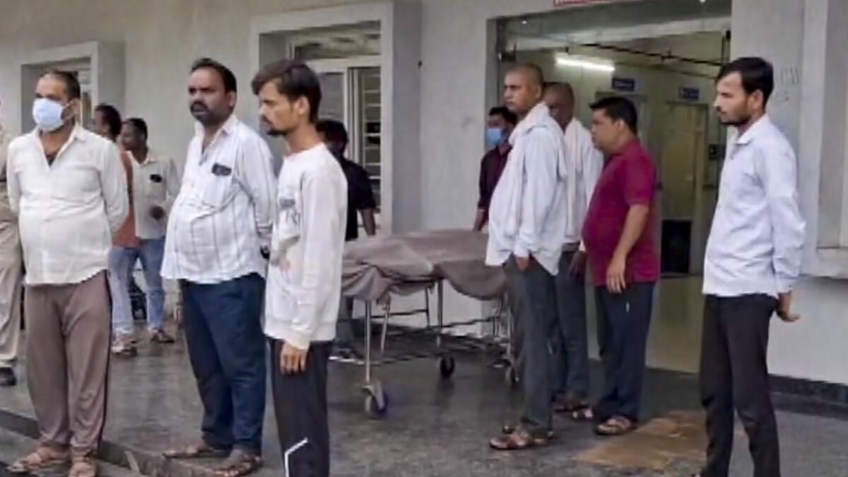 مدھیہ پردیش  میں زہریلی شراب سے اموات پر کانگریس کا حکومت پر حملہ، جیتو پٹواری نے فوری کارروائی مانگی