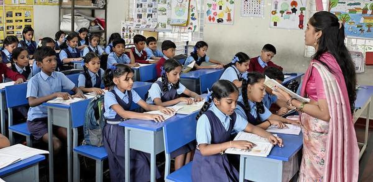 کرناٹک کے تعلیمی نظام میں اصلاحات کے لیے 5 رکنی کابینی ذیلی کمیٹی تشکیل، ایک ماہ میں رپورٹ پیش کرنے کی ہدایت