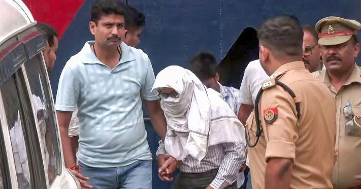 رام مندر چندہ چوری معاملہ: ایس آئی ٹی کی حتمی رپورٹ ٹرسٹ کے سپرد، یوپی حکومت کا اقدام