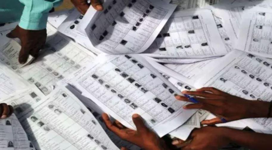 گجرات: ایس آئی آر کے بعد ووٹر لسٹ میں بڑی کٹوتی، 68 لاکھ سے زائد نام خارج، 13.40 فیصد کمی