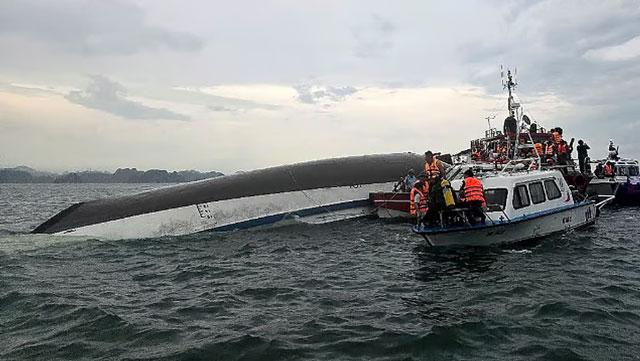 سوڈان میں کشتی الٹنے کا سانحہ: 15 سے زائد افراد جاں بحق، 4 لاپتہ