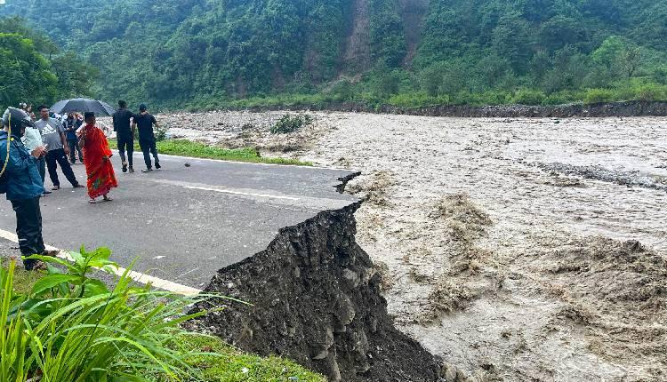 سیلاب کے خدشات بڑھنے پر سینٹرل واٹر کمیشن الرٹ، ریاستی حکام کے ساتھ ہنگامی مشاورت