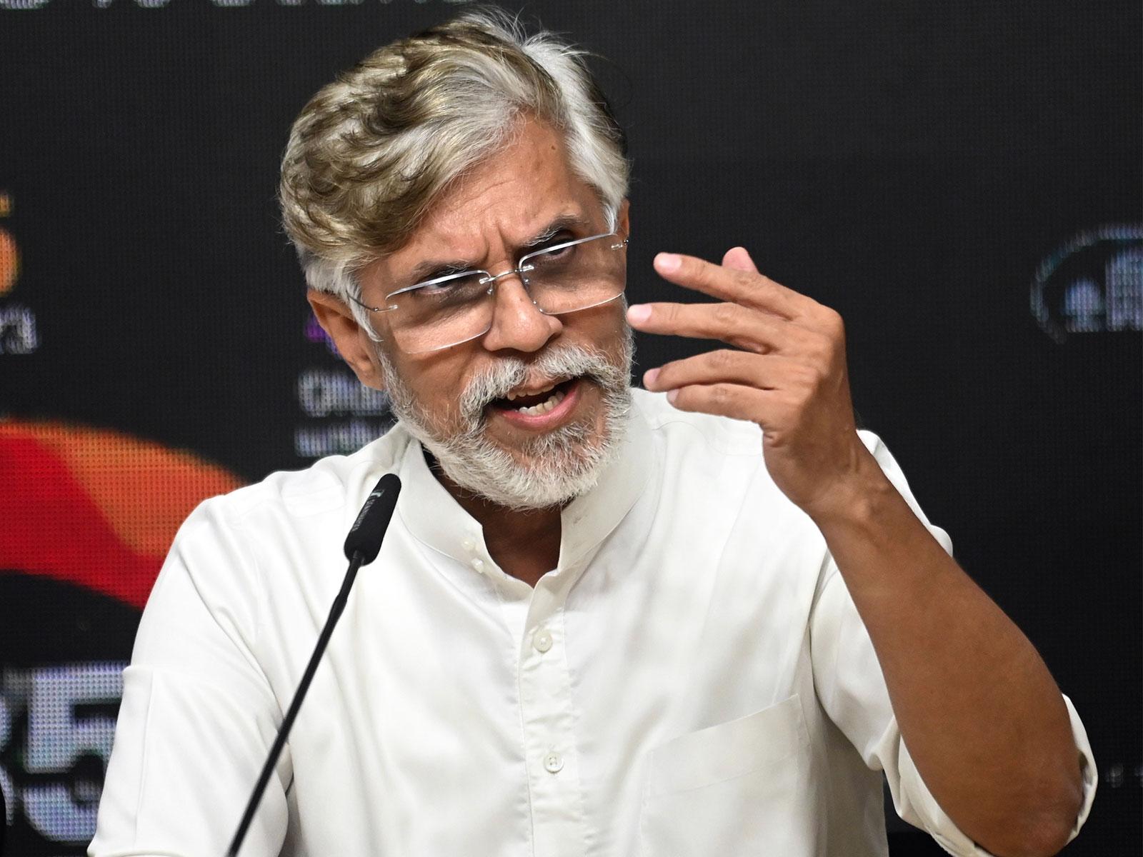 طلبہ پر پولیس کارروائی پر کانگریس کا سخت اعتراض، امت شاہ سے پارلیمنٹ کے دونوں ایوانوں میں وضاحت کا مطالبہ