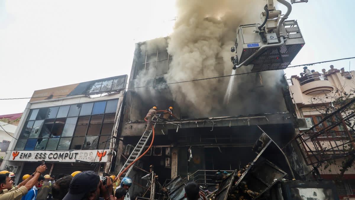 کانپور میں انتظامیہ کا بڑا آپریشن، کوچنگ مراکز سے وابستہ 30 عمارتیں سیل