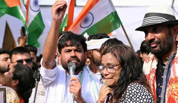 ’مجھ پر حملہ آر ایس ایس سے وابستہ لوگوں نے کیا‘، ابھیجیت دپکے کا الزام