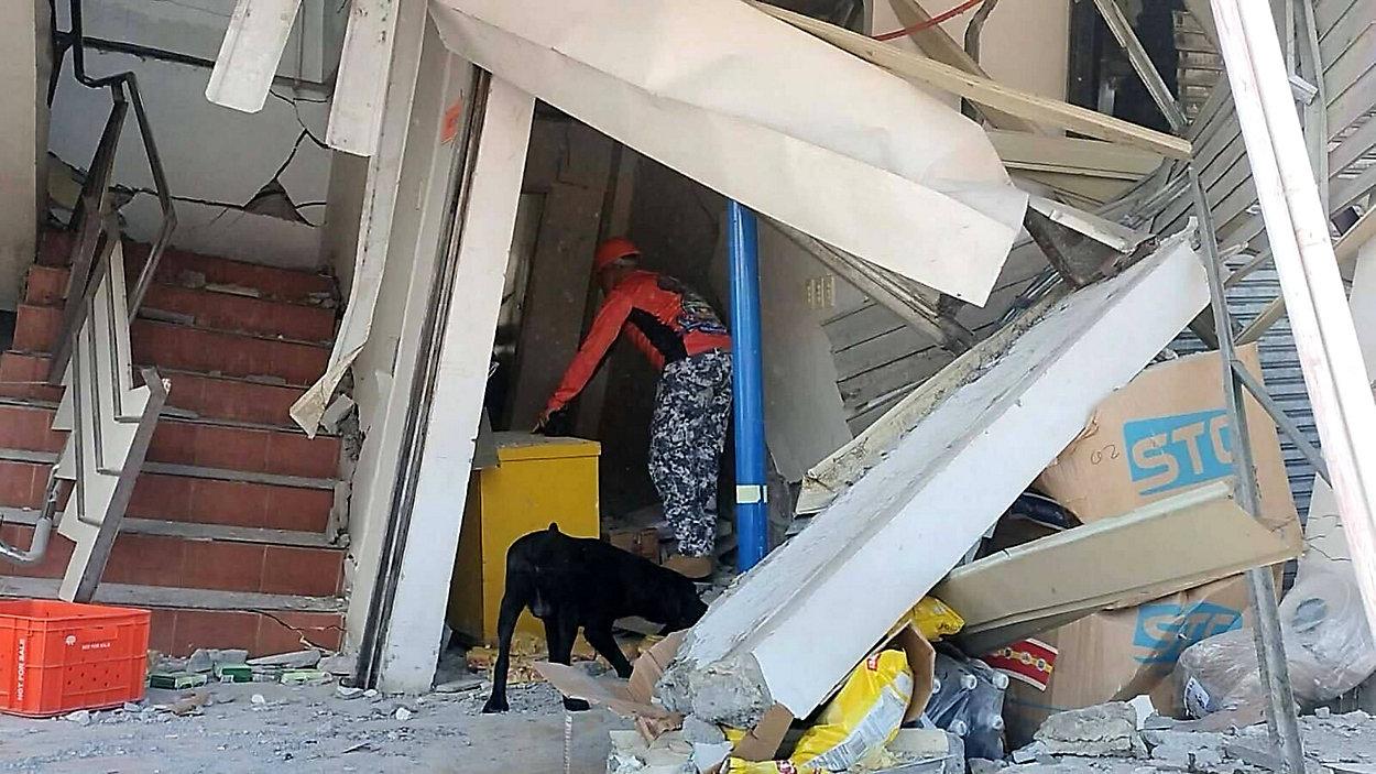 فلپائن میں زبردست زلزلے نے مچائی تباہی، سونامی کی لہروں سے ساحلی علاقے متاثر، 35 افراد ہلاک