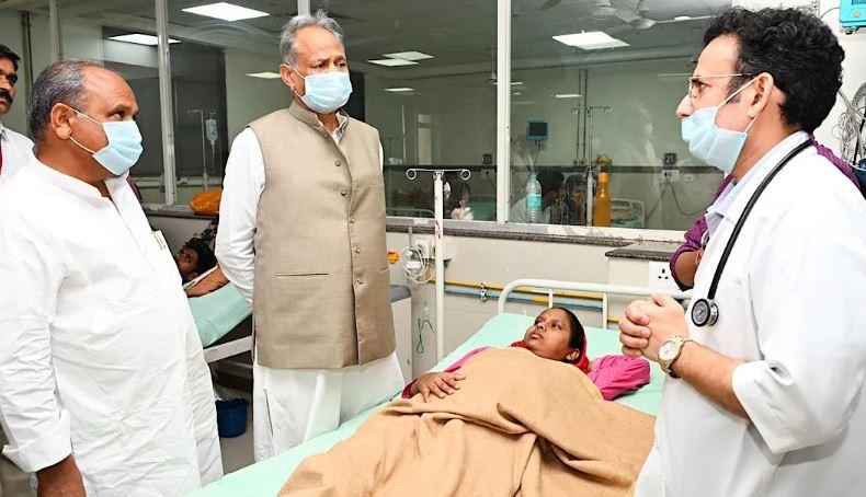 راجستھان میں زچہ اموات پر اشوک گہلوت کا سخت نوٹس، وزیر اعلیٰ سے فوری اقدامات اور 8 مطالبات پر عمل کی اپیل