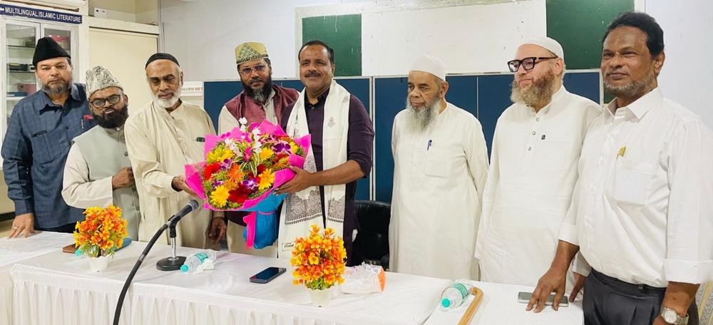 وزیرصحت یو۔ٹی۔ قادر کا کرناٹک مسلم متحدہ محاذ کے دفتر کا خیرسگالی دورہ، ملت کے مسائل اور صحت عامہ پر تبادلۂ خیال