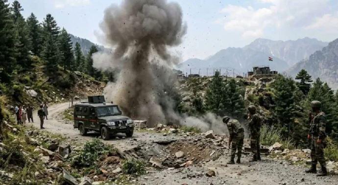 جموں و کشمیر کے کمل کوٹ علاقے میں زور دار دھماکہ، دو اہلکار ہلاک