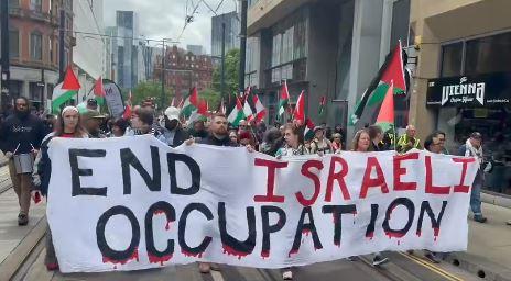 برطانیہ اور تیونس میں فلسطین کے حق میں ہزاروں افراد سڑکوں پر، فوری جنگ بندی کا مطالبہ