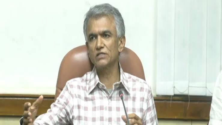 بنگلورو کی ترقی کے لیے تمام محکمے تال میل سے کام کریں: کرشنا بائرے گوڑا