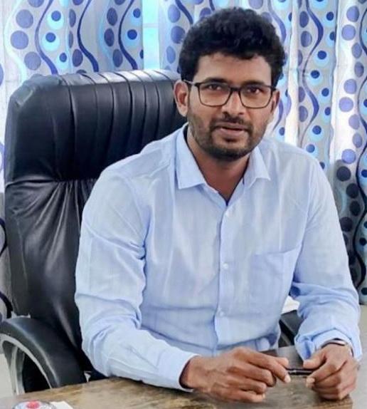 Praveen Karande assumes charge as In-Charge Tahsildar of Bhatkal