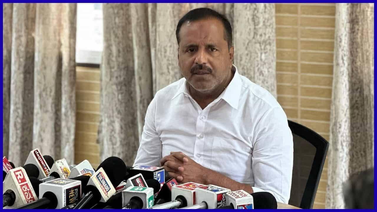 وزیر صحت یو ٹی قادر کو اتر کنڑا سمیت چار اضلاع کا بنایا گیا عبوری انچارج