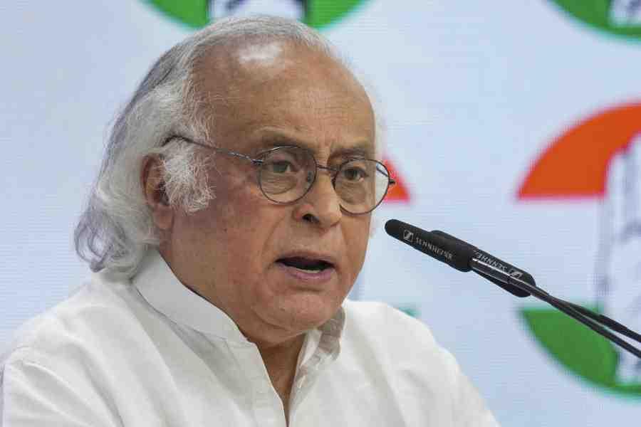 بڑھتی فضائی آلودگی پر کانگریس کا حملہ، ’پی ایم 56 انچ کا پردہ فاش، پی ایم 2.5 ہی سچ‘