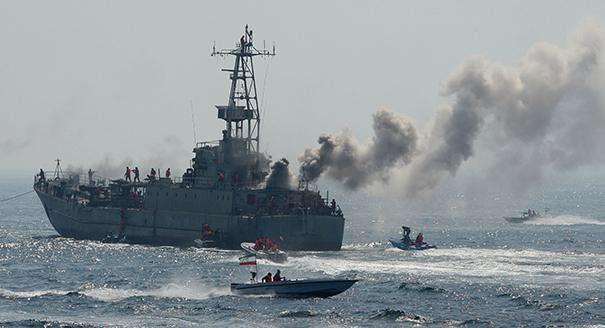 بحیرہ ہند میں امریکی آبدوز کا ایرانی جہاز پر حملہ، 87 افراد جاں بحق
