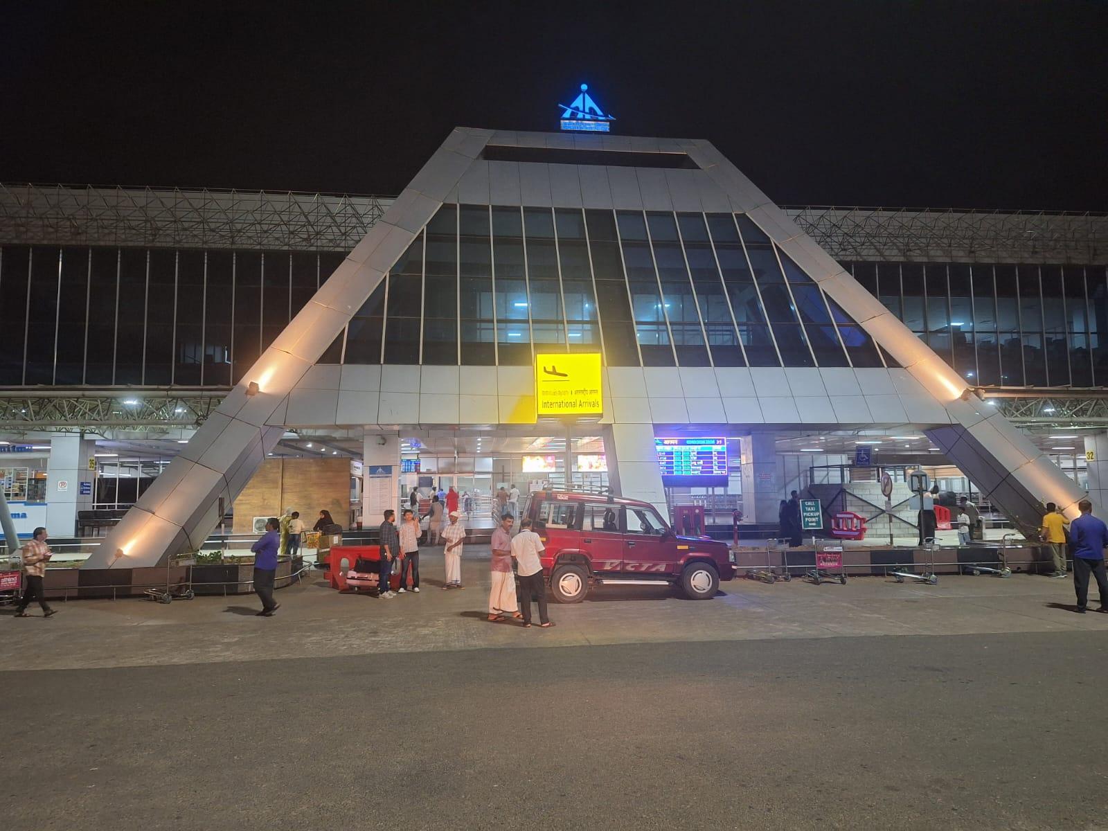 ایران–اسرائیل تنازعہ: دبئی سے پروازیں معطل؛ مسقط ائیرپورٹ سے وطن واپسی کا سلسلہ تیز، بھٹکل کے افراد بھی شامل