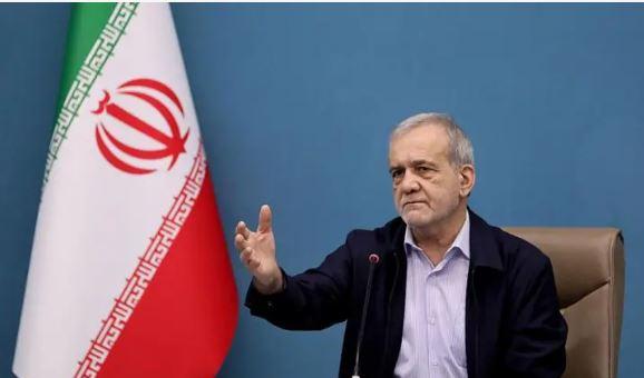 خلیجی ممالک کو نشانہ بنانا غلط فہمی تھی: ایرانی صدر پیزشکیان کا بیان