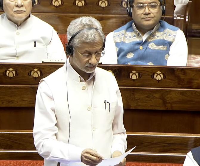 مشرقِ وسطیٰ کشیدگی: ہندوستانی شہریوں کی حفاظت اولین ترجیح، جے شنکر کا بیان