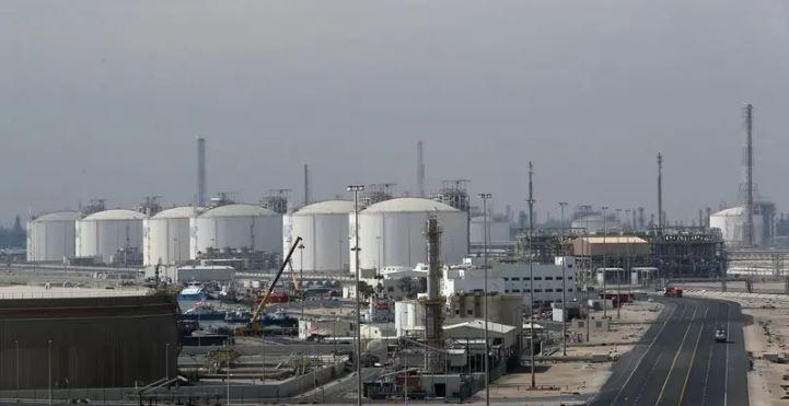 خام تیل کی قیمتوں میں 13 فیصد اضافہ، قطر میں ایل این جی پیداوار معطل،  ہندوستا  میں پیٹرول و ڈیزل مہنگے ہونے اور سپلائی بحران کا خدشہ