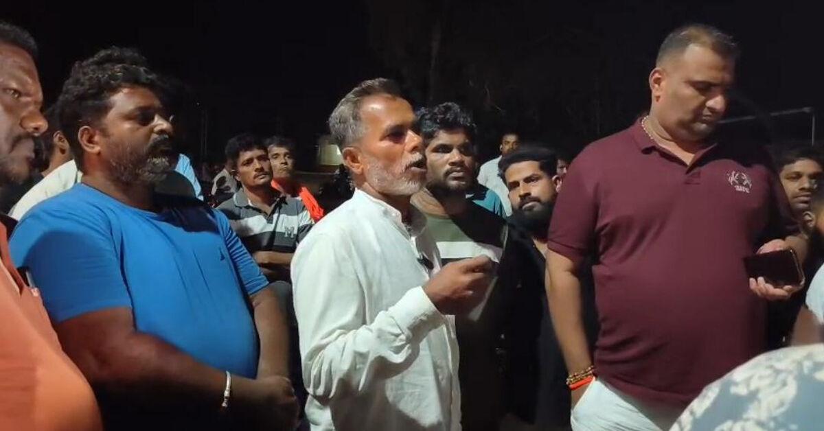 بھٹکل پولیس اسٹیشن کے سامنے احتجاجی مظاہرہ کرنے پر سنیل نائک سمیت 17 افراد کے خلاف کیس درج