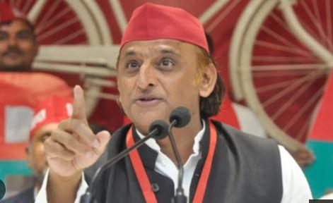 اکھلیش یادو کا طنز، ’ووٹ چوری‘ سکھانے کے لیے بی جے پی یونیورسٹی کھولے اور 3 سالہ کورس چلائے
