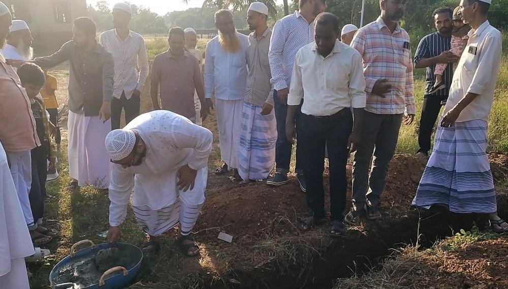 BMYF lays foundation stone for fourth water plant in Jamia Abad, Bhatkal