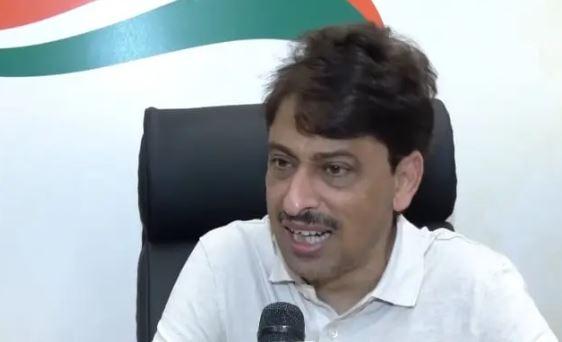 الیکشن کمیشن کے خلاف احتجاج پر عمران مسعود کا انتباہ، ’آج کی خاموشی پر آنے والی نسلیں معاف نہیں کریں گی‘