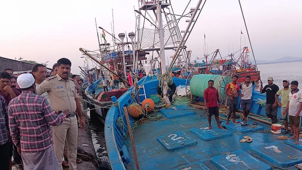 Three fishermen die after inhaling suspected toxic gas at Tadri port near Bhatkal