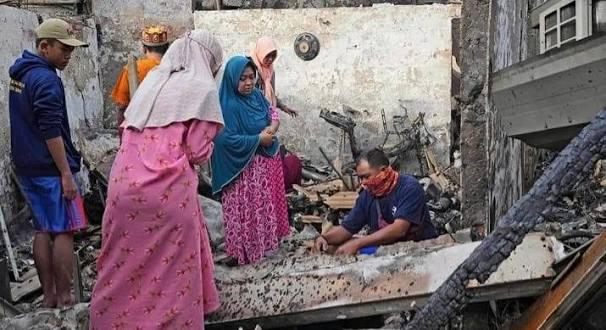 انڈونیشیا کے بازار میں ہولناک آتشزدگی، 6 بچوں سمیت 11 افراد جاں بحق