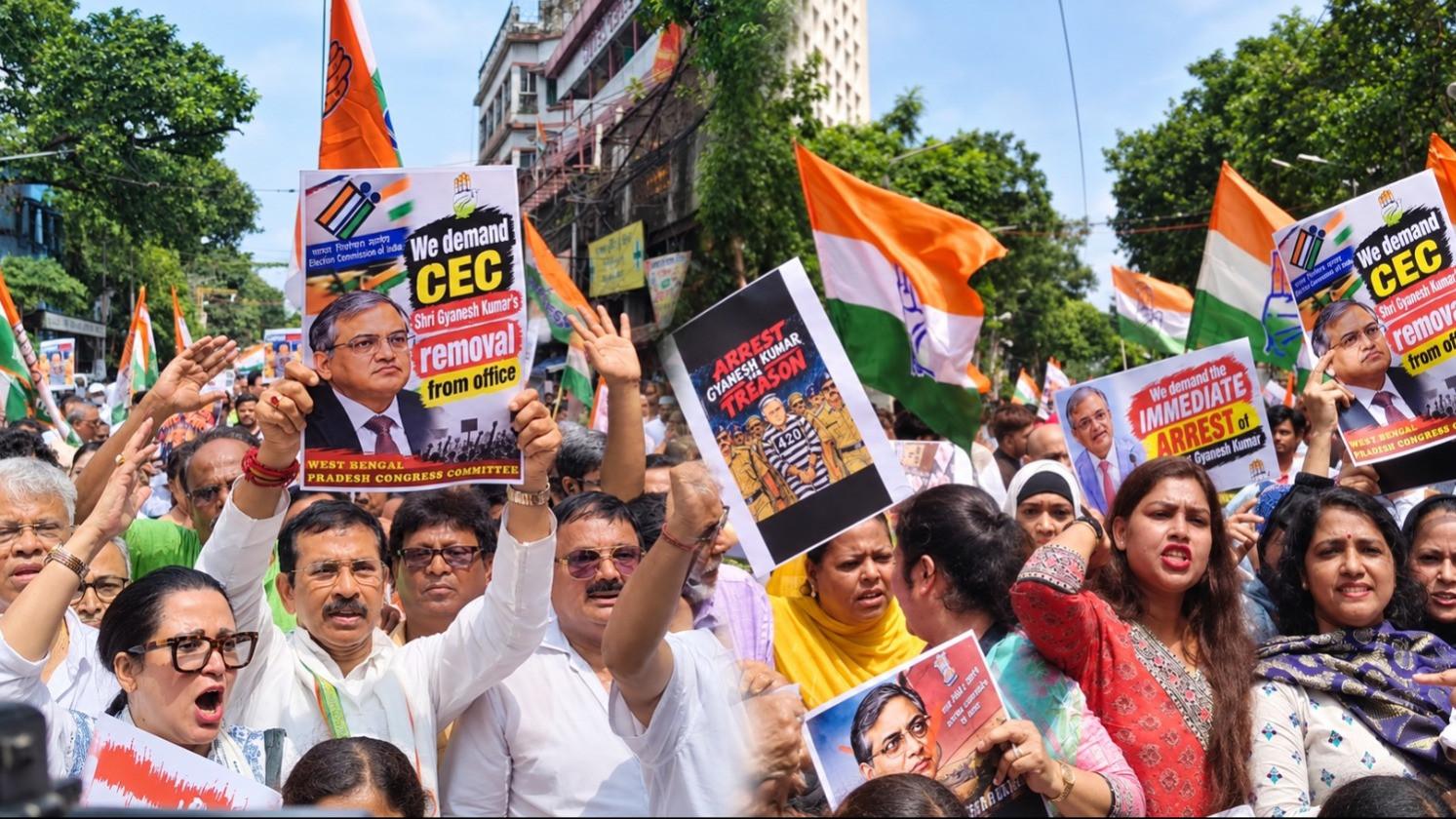 گیانیش کمار کے خلاف اپوزیشن متحد، الیکشن کمیشن کے خلاف ملک گیر احتجاج کی تیاری