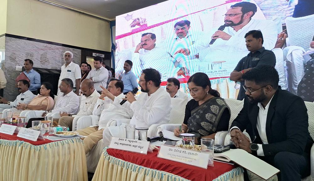 کاروار: ساحلی ترقی کے لیے 10 ہزار کروڑ روپے کے منصوبوں کو کابینہ کی منظوری: لکشمن ساودی