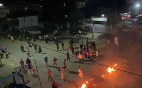 منی پور میں 6 مشتبہ عسکریت پسندوں کی گرفتاری کے بعد کشیدگی، قومی شاہراہ-2 پر احتجاج