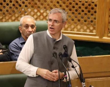 جموں و کشمیر: ریاستی حیثیت کی بحالی کی مخالفت پر عمر عبداللہ کا بیوروکریسی پر سخت ردعمل