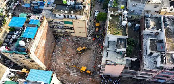 ستیہ نکیتن حادثے کے بعد ایم سی ڈی کی بڑی کارروائی، 24 عمارتوں پر بلڈوزر، 7 مکانات سیل