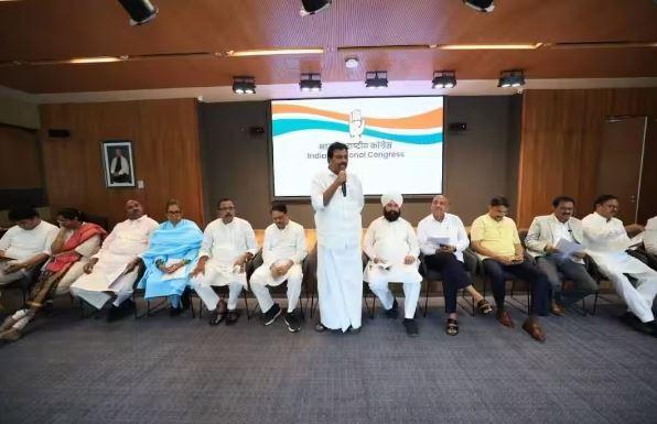 ہلدوانی ’شدھی کرن‘ پر کانگریس کے 32 ایس سی-ایس ٹی ارکانِ پارلیمنٹ متحد، صدرِ جمہوریہ سے ملاقات کا فیصلہ