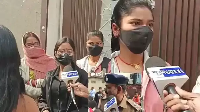 شمبھو گرلز ہاسٹل کیس: طالبہ کی مشتبہ موت پر اہلِ خانہ کا قتل کا الزام، کانگریس کا احتجاج